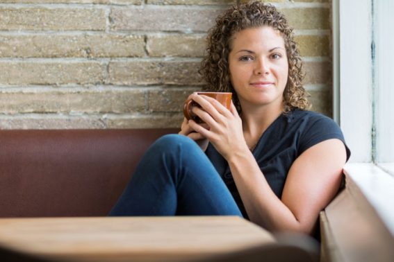woman-drinking-coffee